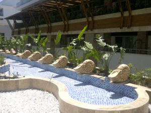 Peyzaj Mimarı Keziban Arıcan Aracılığı ile Antalya Belek Crystal Waterworld Resort & Spa Süs Havuz Uygulama